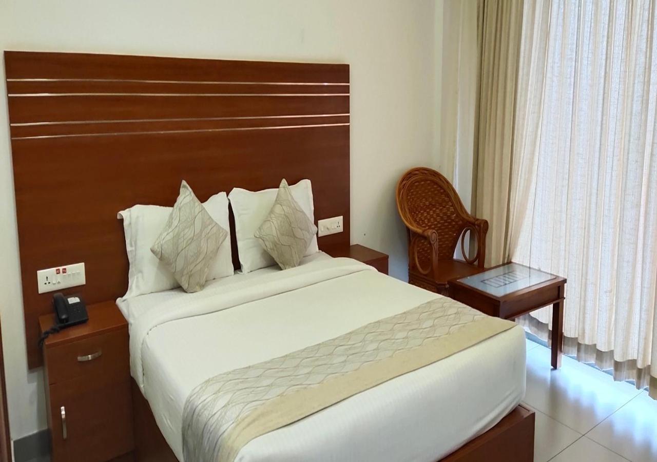 The Lake View Munnar Exterior foto