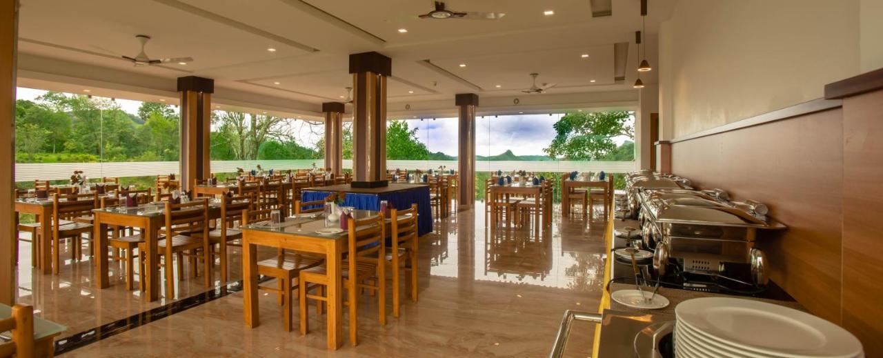 The Lake View Munnar Exterior foto