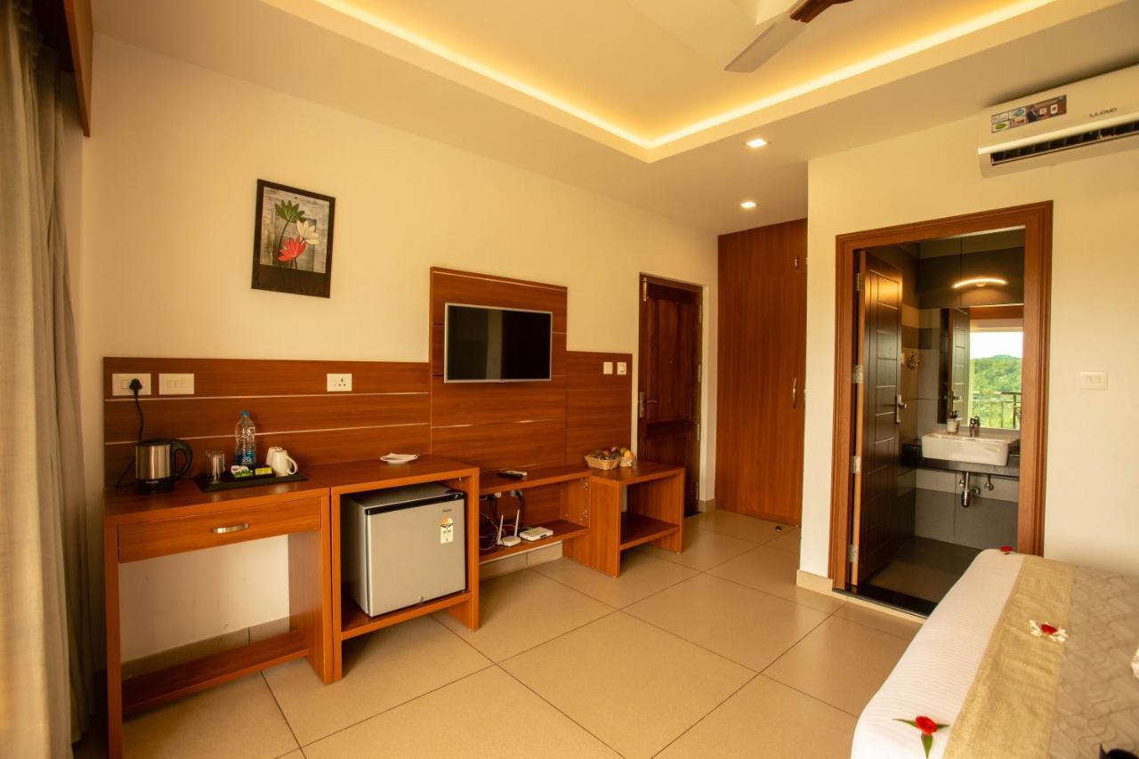 The Lake View Munnar Exterior foto